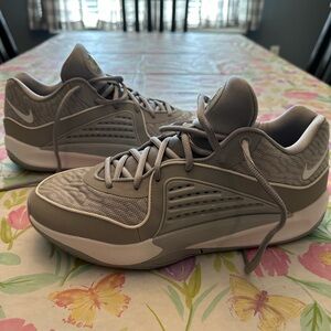Nike KD 16 gray and white size 11.5